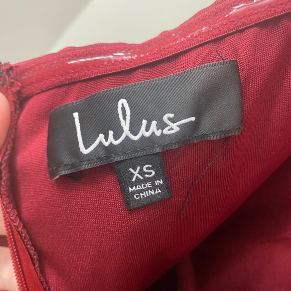 Donating 12/1 - Lulu’s halter neck dress, size xsmall - Picture 5 of 6